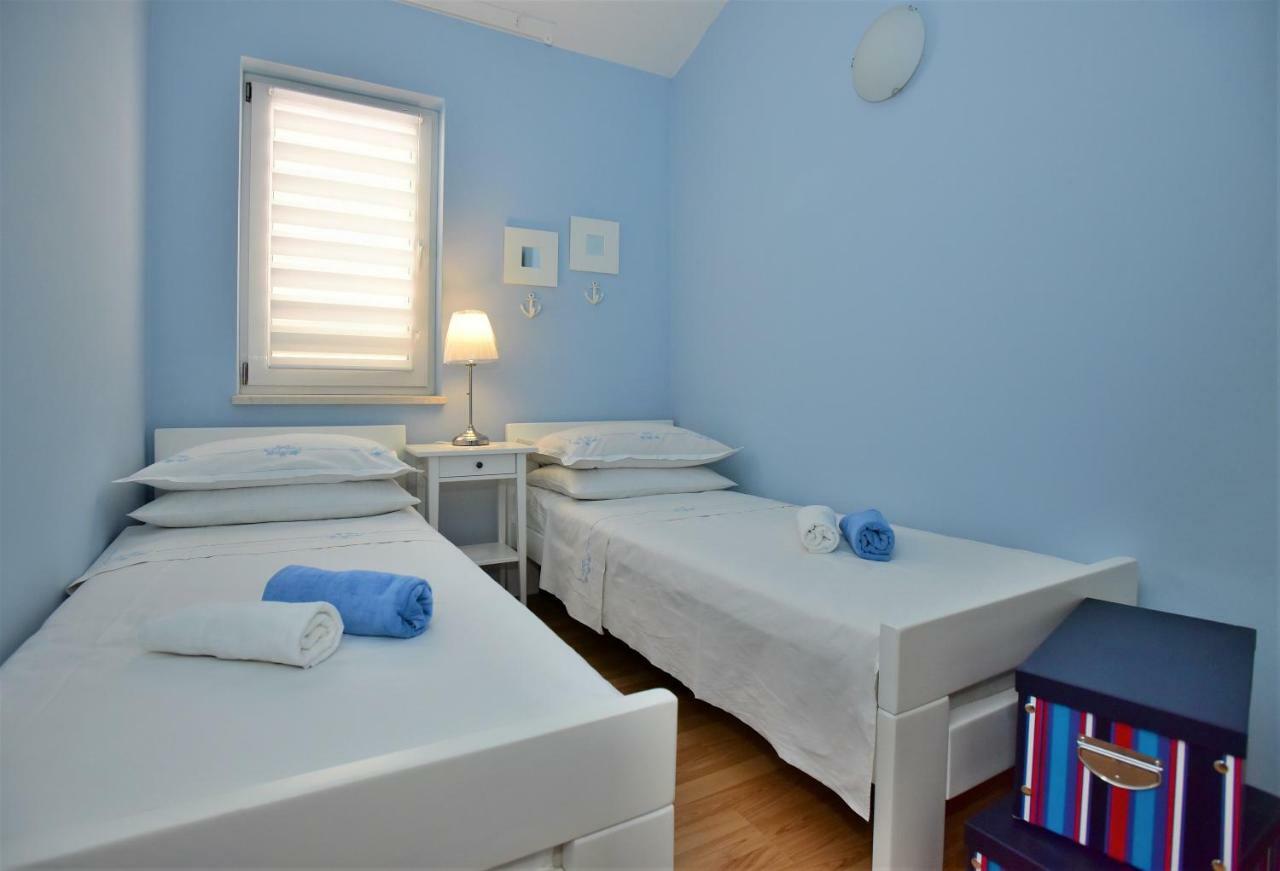 Andor - Lux, Two Beautiful Terraces With Sea & Sunset View Lejlighed Makarska Eksteriør billede