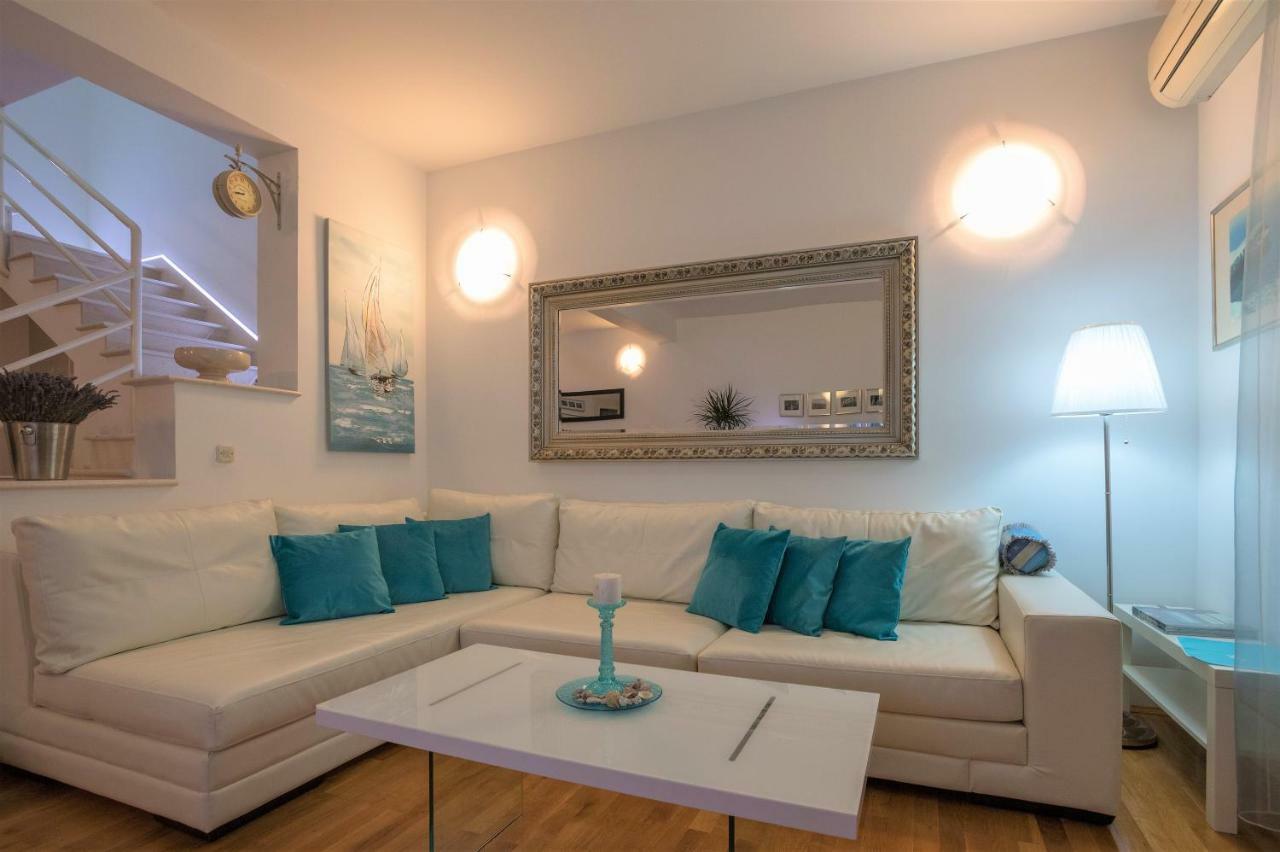 Andor - Lux, Two Beautiful Terraces With Sea & Sunset View Lejlighed Makarska Eksteriør billede