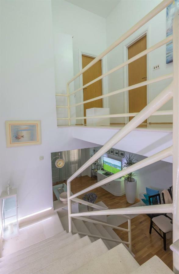Andor - Lux, Two Beautiful Terraces With Sea & Sunset View Lejlighed Makarska Eksteriør billede