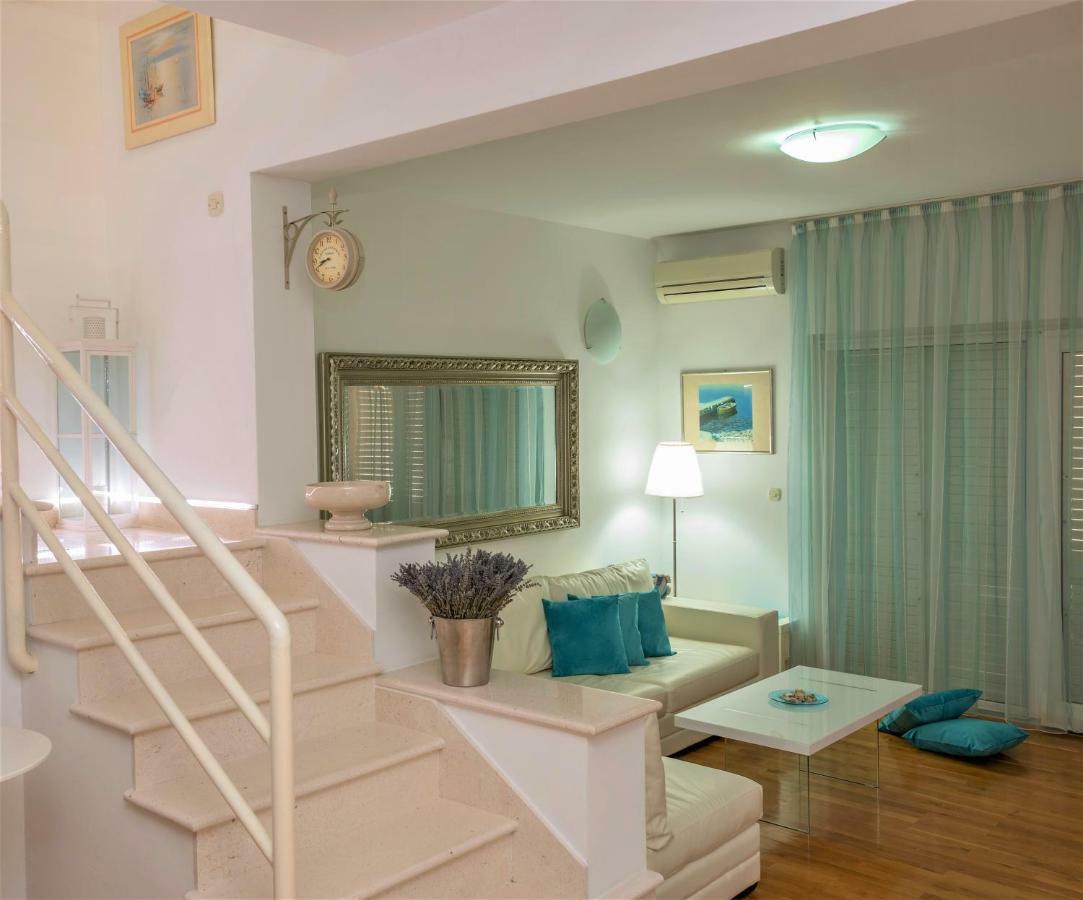 Andor - Lux, Two Beautiful Terraces With Sea & Sunset View Lejlighed Makarska Eksteriør billede